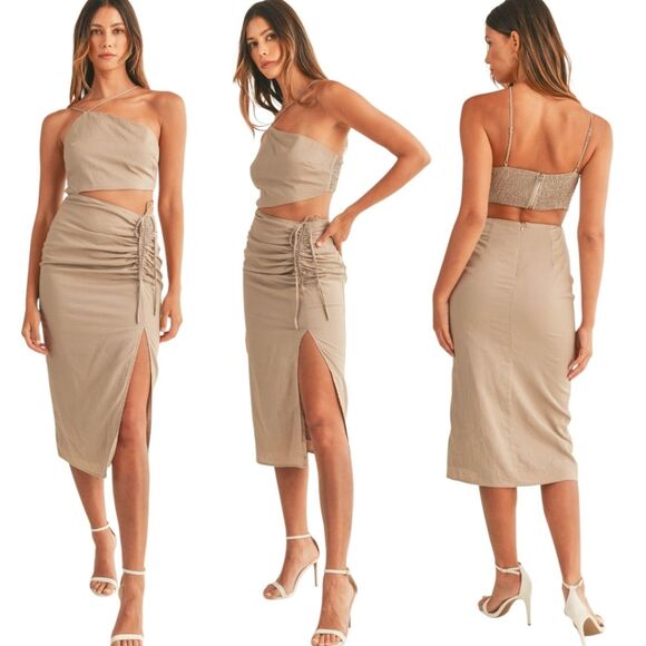 MABLE - NWT! "Annie" Khaki Cut Out Ruched Midi Dress - Small - Picture 2 of 12